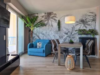 Western Cannes - Panoramic View - 1