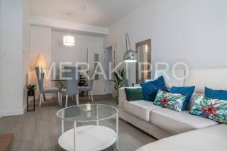 Playa Granada, Piso En Urbanizacion Nueva 6 Pax Beach, Golf, Ski,sun - Motril - 0