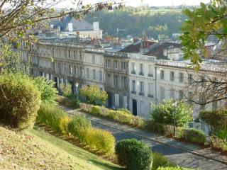 Chambres d'Hôtes Les Jardins de la Cathédrale - Angoulême - 9