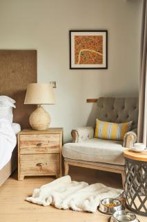 The Swan, Streatley, Berkshire - Streatley - 6