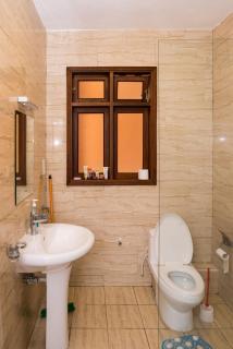 One bedroom Beachfront in Shanzu Mombasa - Mombasa - 4
