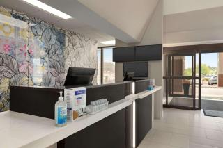 La Quinta inn & suites by Wyndham Dothan - 2