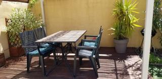 Maison F2, neuve au calme avec jardinet - La Crau - 4