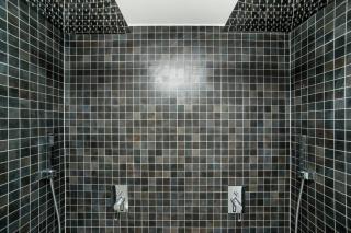 Old Town 1 Bedroom Oasis with AC and Double Shower - Prague - 8
