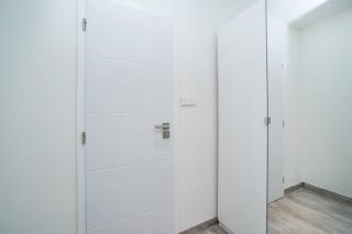 Old Town 1 Bedroom Oasis with AC and Double Shower - Prag - 2