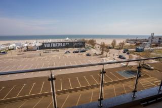 Summerland Sea-View Luxury Apartment - 2