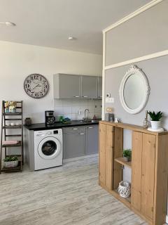 Amsterdam Beach Apartment 2, Private Garden - Zandvoort - 2