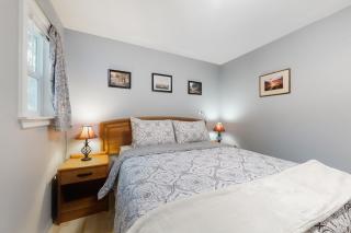 Gray Goose Beach Cottage - 2