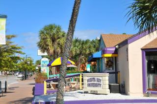 Siesta Key Village-Suite #2: A block to the Beach! - 2
