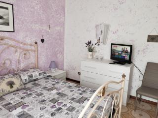 Yellow Submarine Freeparking petfriendly - Rapallo - 9