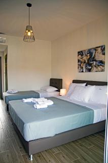 Aelia Luxury Apartments - Nikiti - 3