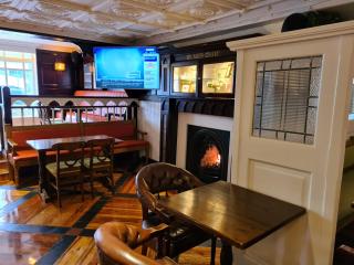 Killarney Court Hotel - 1