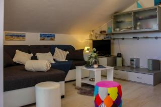 Apartments by the sea Povljana, Pag - 14281 - Povljana - 3