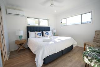 Crab Cottages - Urangan - 8