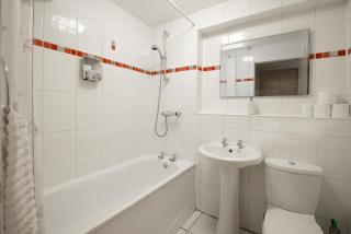 Liverpool City Centre Private Rooms including smart TVs - with Shared Bathroom - Liverpool - 9