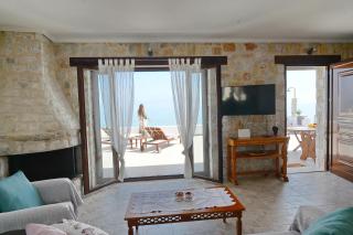 Antorina Beachfront Villas with Private Pools - Kamárion - 6