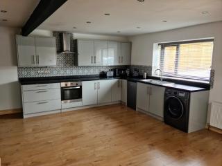 The Studio - Farmborough - 6