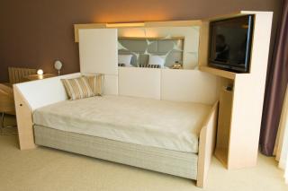 Laguna Garden Hotel - Ginowan - 9