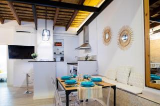 FLORIT FLATS - Cabanyal 3 Bedroom WIFI AC Terrace Beach Penthouse - Valência - 0