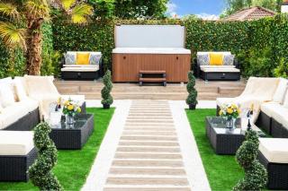 Luxury Cottage - City Center - Large Garden with Hot Tub -7 Bedrooms-4 Bathrooms - Galway - 8