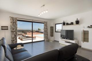 Villa Chinamar by Villa Plus - Playa Blanca - 7