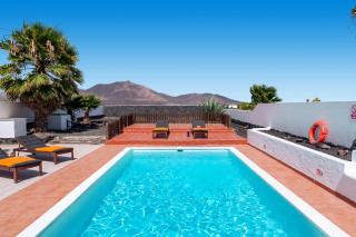 Villa Chinamar by Villa Plus - Playa Blanca - 6