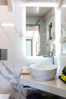 Lilian Loft Sea View - Adults Only - 6