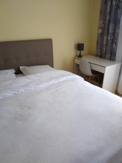chez Myla chambre avec tv écran plat et salle de bain privative - Bourges - 0