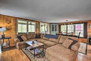 Cozy Cabin with Sunroom and Cacapon River Access! - 7