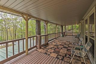 Secluded Edgemont Getaway with Huge Outdoor Deck! - Fairfield Bay - 9