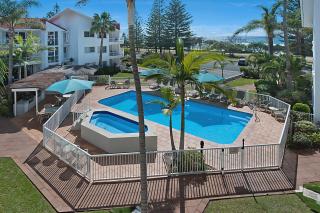 Le Beach Apartments - Gold Coast - 3