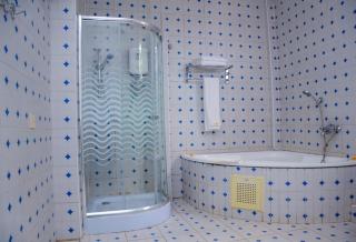 Nuoyong Empire Hotel - 2