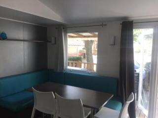 MOBIL HOME Climatisé 6 Personnes au Camping Marvilla Parks - Le Parc Des Septs Fonts - Agde - 8