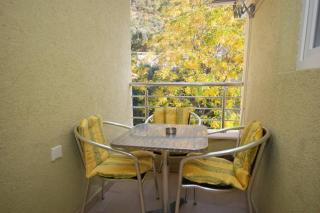 BMV room for 2-3 with greenery view - 8