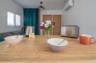 Maison avec jardin, parking entre mer et montagne - 5