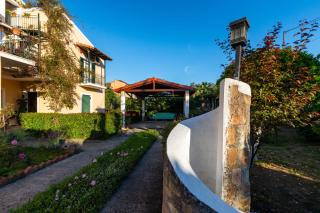 Classy & Traditional House with Fantastic View - (( Agía Eleoúsa )) - 4