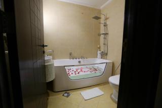 Lotaz Hotel Apartments - Al Salamah - 1
