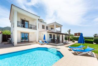 Seafront Villa Ocean Pearl - Private Beach Area & Pool - Polis Chrysochous - 4