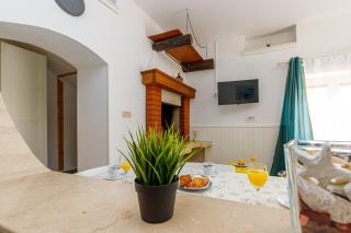 Cuvi Beach Apartments - Rovinj - 5