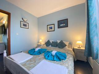 Villas and Bungalows Panorama - Tschernomorez - 9