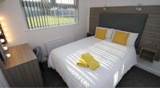 Guest Rooms @ 128 - 5