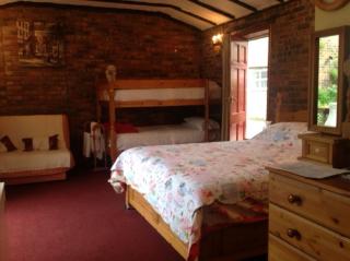 Church View B&B & Holiday Cottages - 6