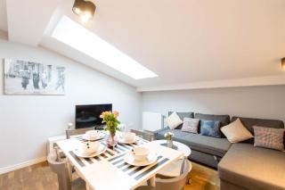 Krupnicza Modern Old Town Apartments - by Upstairs - 6