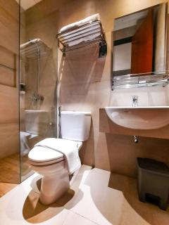 Votel Krakatau Boutique Hotel Semarang - 0