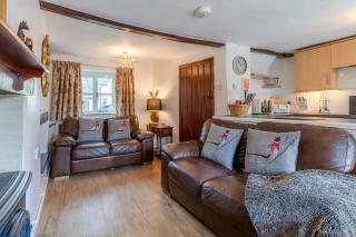 Forsythia Cottage - 7