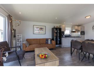 Holiday home in Heinkenszand - heinkenszand - 2