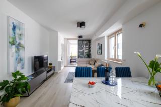 MB Luxury Apartments - 8