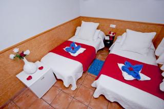 Barcelona City Rooms Hostal - 7