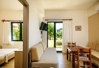 Lili Apartments,oasis 2,5 km from Hania center - 5