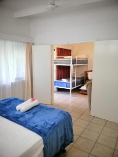 Magnetic Island Resort, Sleeps 6, Free WIFI - Nelly Bay - 7